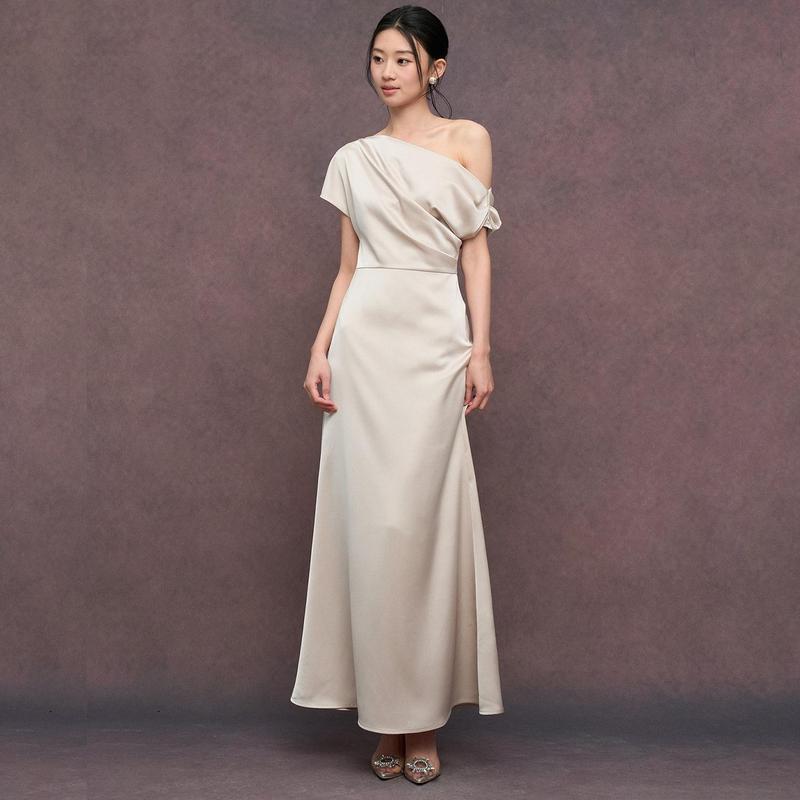 Luxuriöses Abendkleid für Dame – Fly Line Bewertung und Preis
